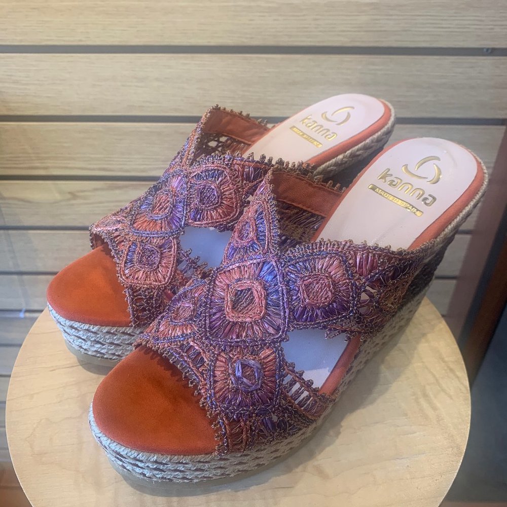 Wedges - Picture 2 of 4